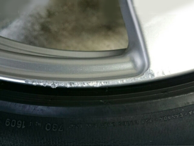 メルセデス・ベンツ E250純正ホイールのホイール塗装＆修理