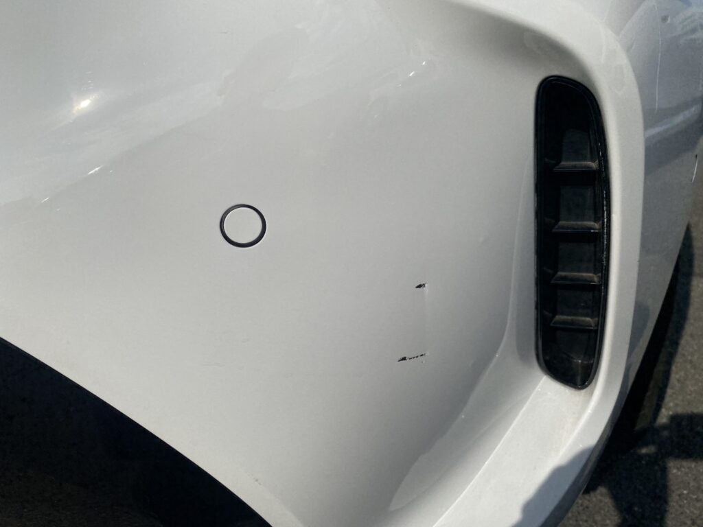 BMW118iリアバンパーの擦り傷修理事例