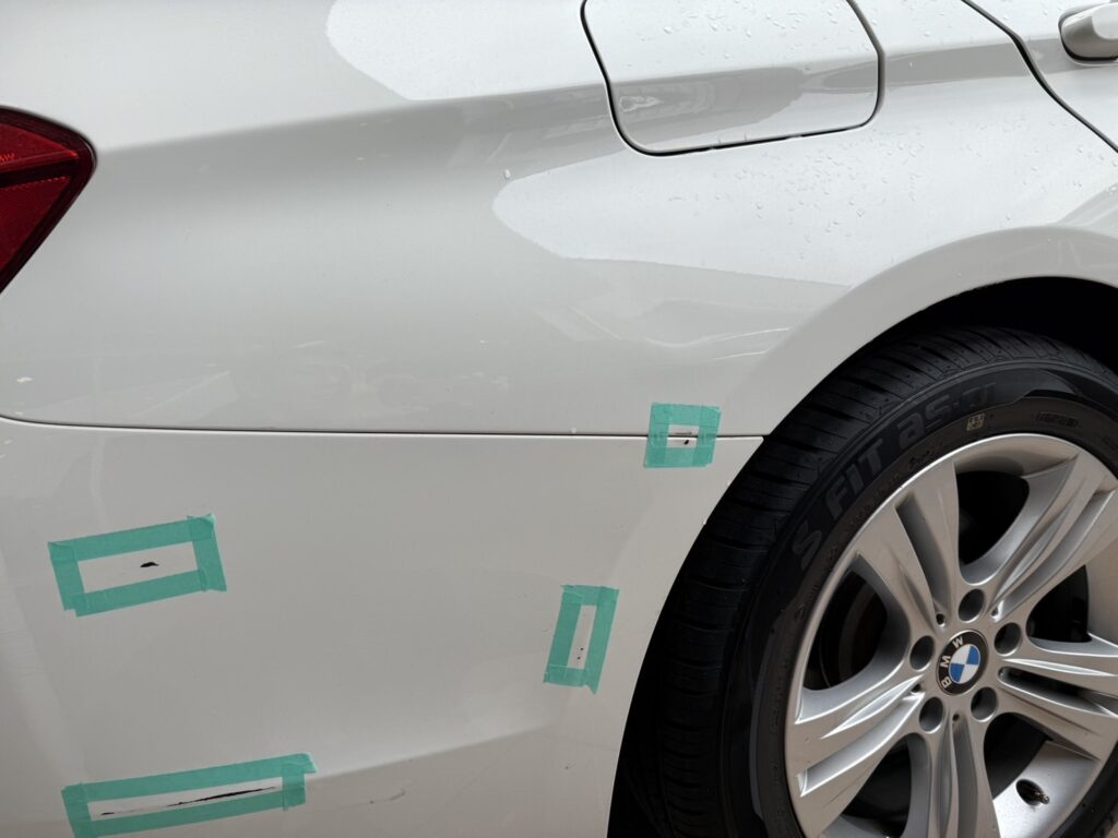BMWリアバンパー擦り傷修理の事例